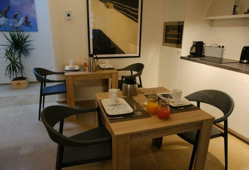 Aamiaismajoitus (B&B) James & Leon