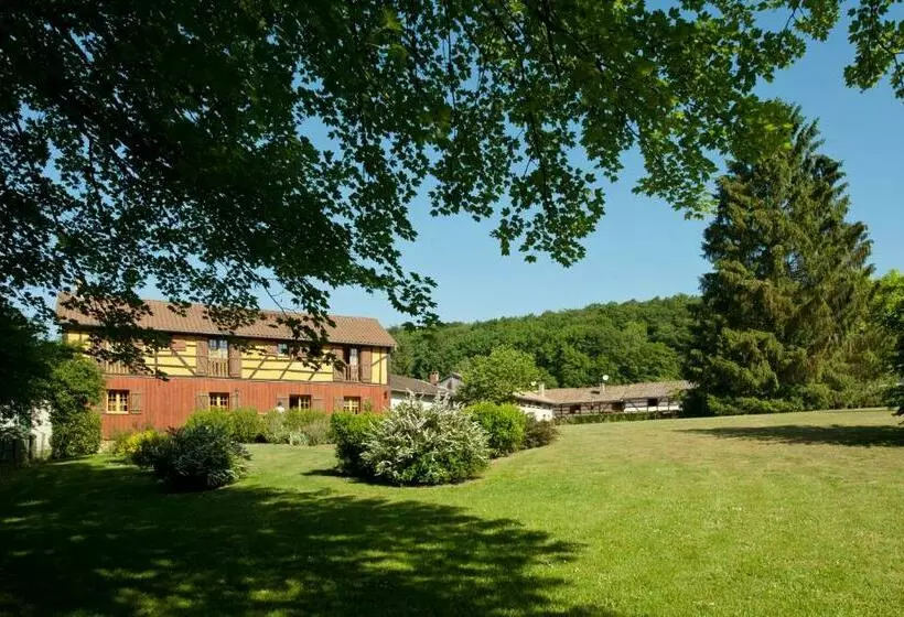 Aamiaismajoitus (B&B) Le Four Au Bois