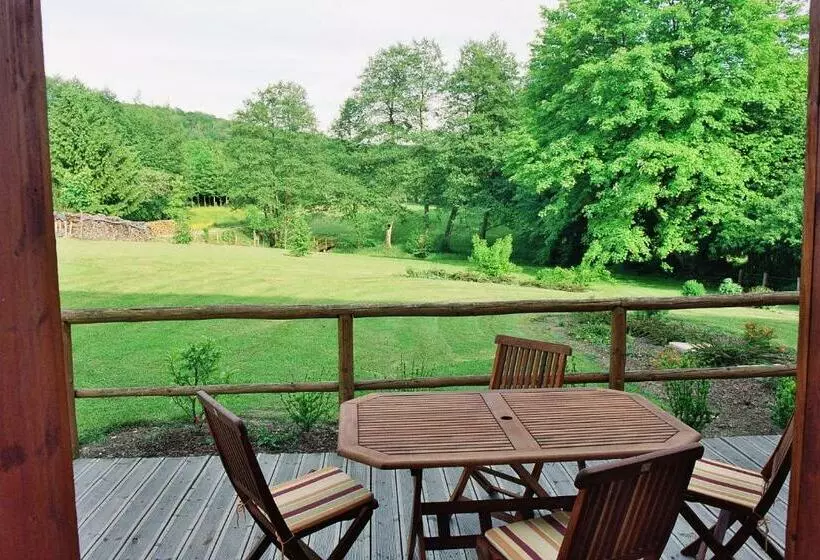 Aamiaismajoitus (B&B) Le Four Au Bois