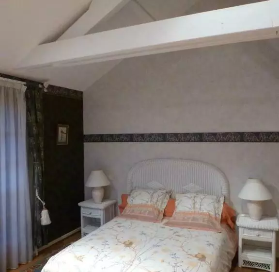 Aamiaismajoitus (B&B) Le Four Au Bois