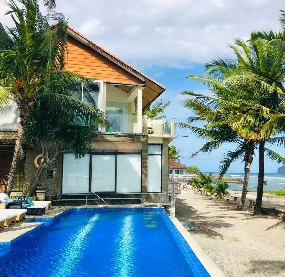 Ocean Suite By A&j   Exceptional Beachfront Apartment   Candidasa