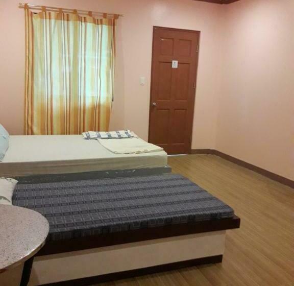 Pensão Cubby S Guesthouse