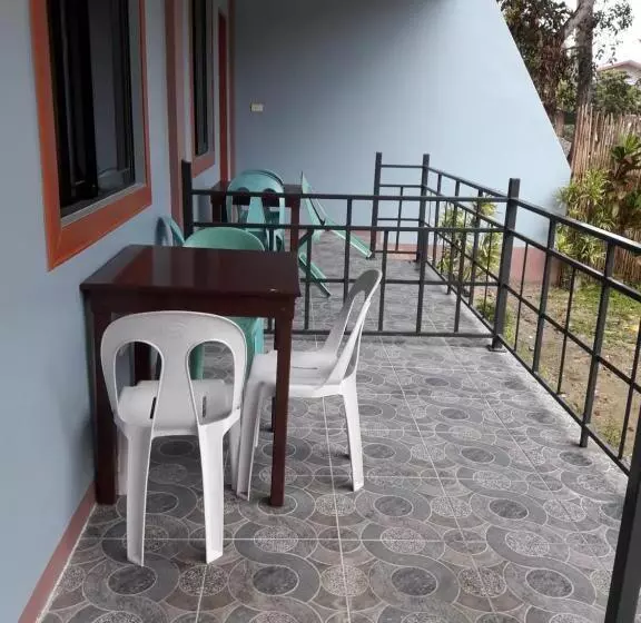 Majatalo Cubby S Guesthouse
