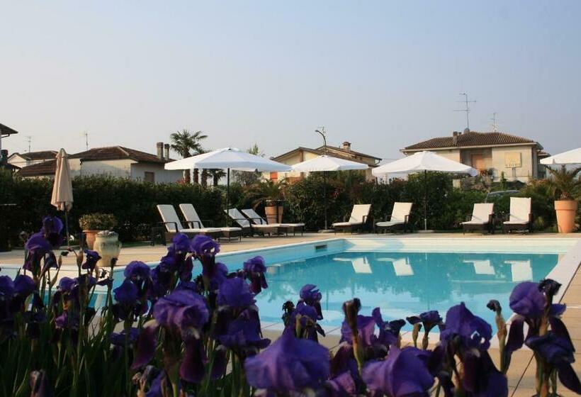 פנסיון Villa Rossella Rooms