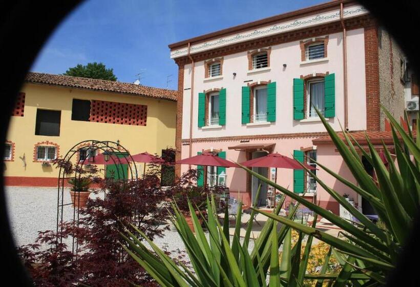 פנסיון Villa Rossella Rooms