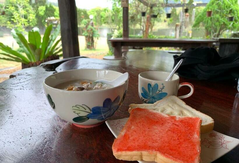 리조트 Baan Maikhiangphu Wang Nam Khiao