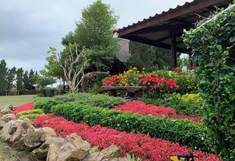 리조트 Baan Maikhiangphu Wang Nam Khiao