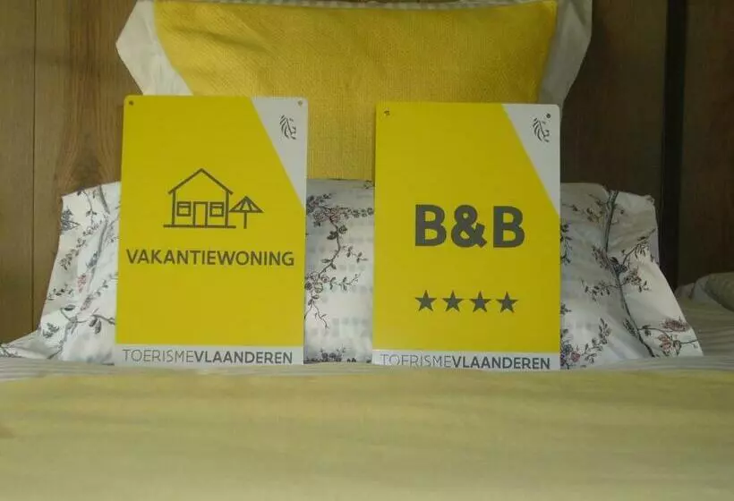 Aamiaismajoitus (B&B) De Moeraseik