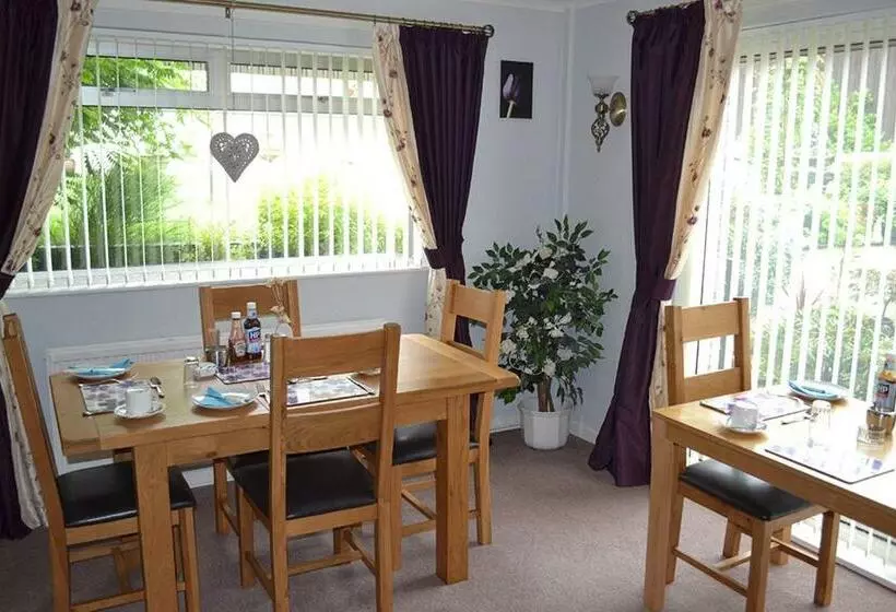 Aamiaismajoitus (B&B) Gwynfa