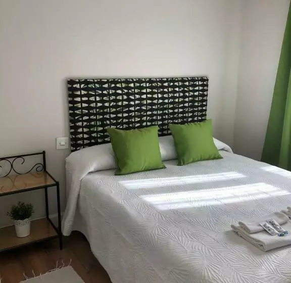 ベッドアンドブレックファースト Pensión Fernández