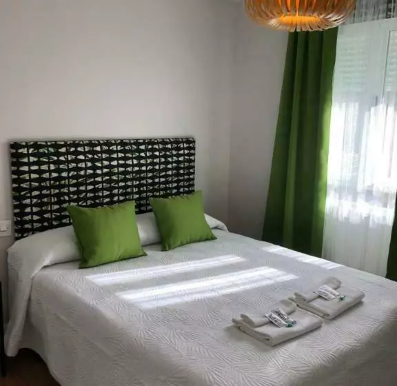 ベッドアンドブレックファースト Pensión Fernández