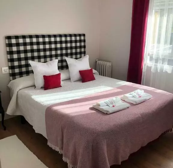 ベッドアンドブレックファースト Pensión Fernández