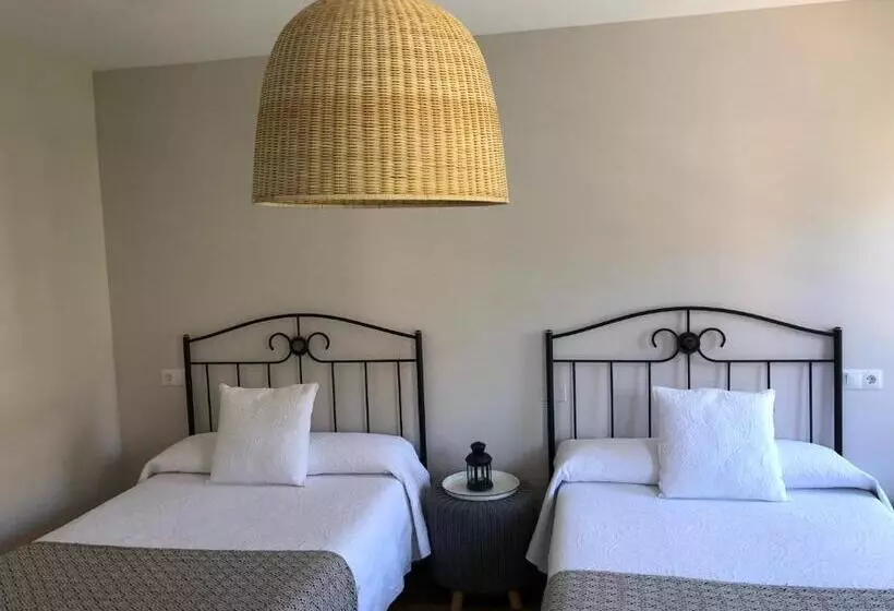 ベッドアンドブレックファースト Pensión Fernández