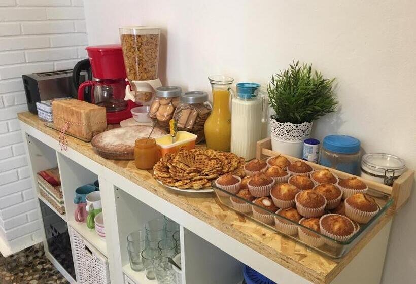 تختخواب و صبحانه Pensión Fernández