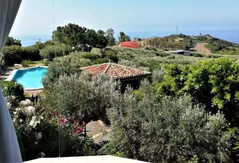 Aamiaismajoitus (B&B) Villa Amalia Srls