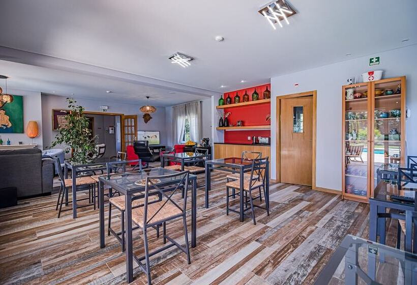 بنسيون Buganvilias Do Meco Guest House