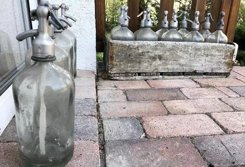 Majatalo Full Garden House At Heroes Square