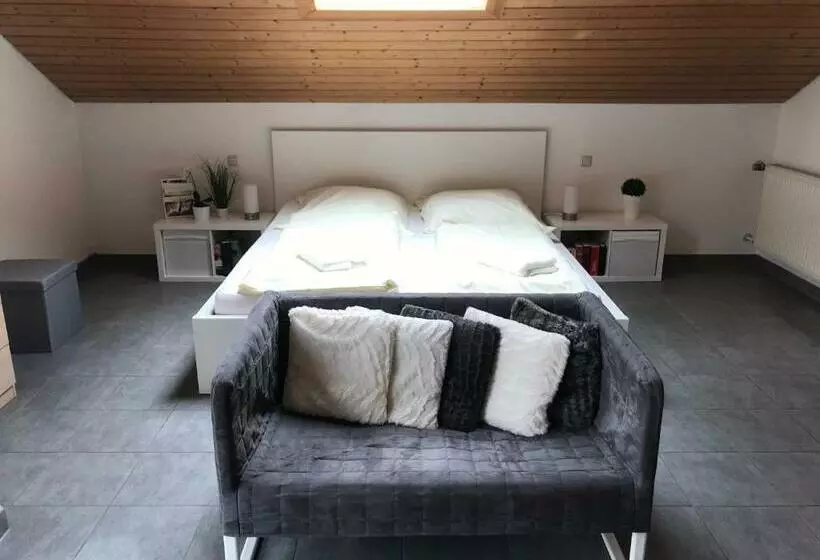 ペンション Gästehaus Steinmann Großes Gästezimmer