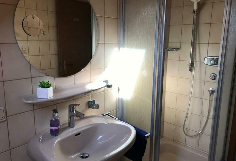 펜션 Gästehaus Steinmann Großes Gästezimmer