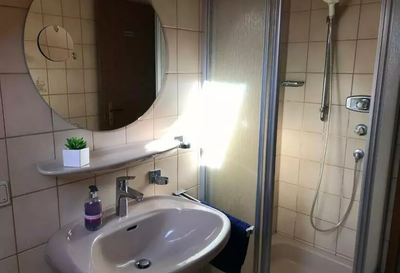 ペンション Gästehaus Steinmann Großes Gästezimmer