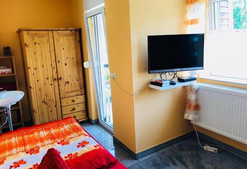 הוסטל Gästehaus Kerle