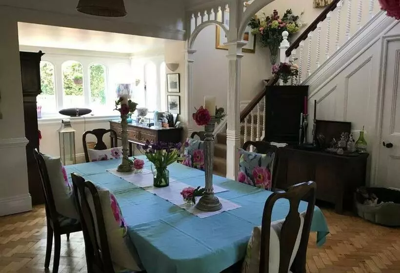 Aamiaismajoitus (B&B) Coombe Lodge Farm House