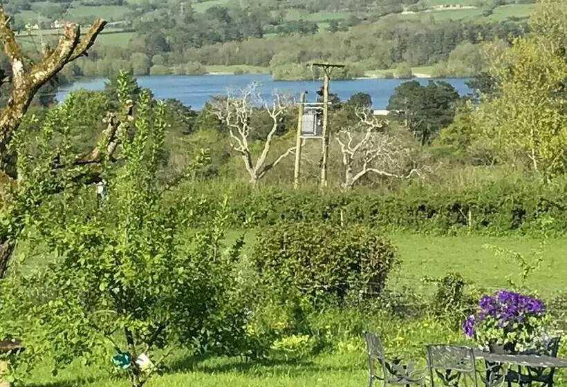 Aamiaismajoitus (B&B) Coombe Lodge Farm House