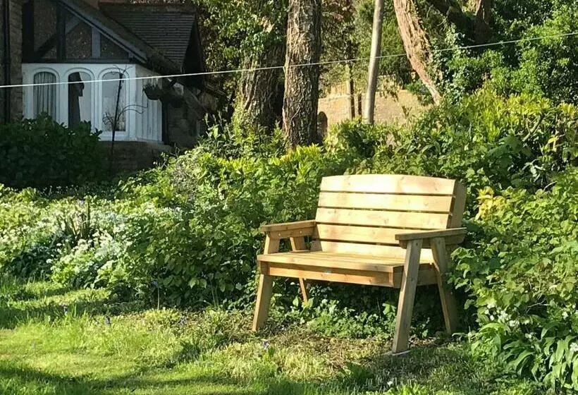 Aamiaismajoitus (B&B) Coombe Lodge Farm House