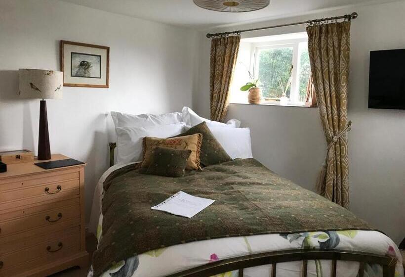 مبيت وإفطار Coombe Lodge Farm House