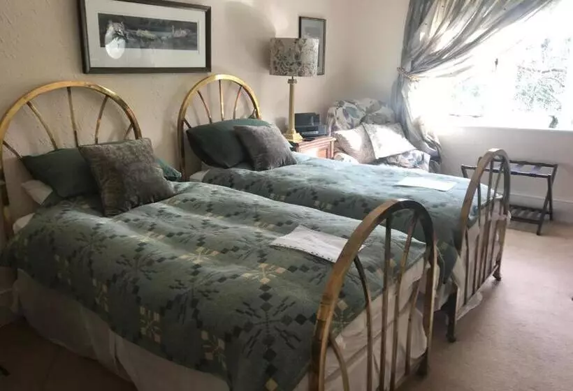 Aamiaismajoitus (B&B) Coombe Lodge Farm House