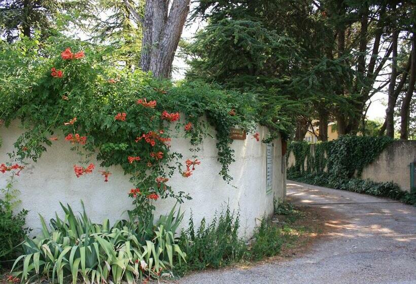 مبيت وإفطار La Maison Des Invites