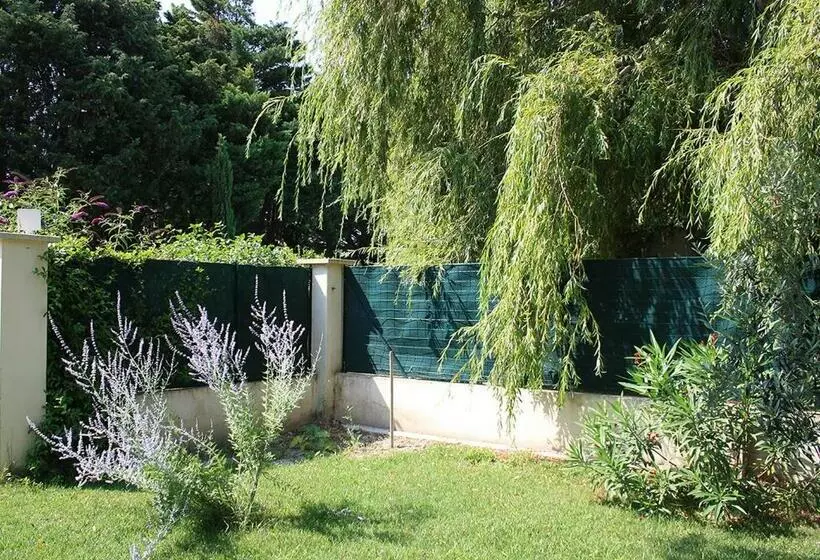 Aamiaismajoitus (B&B) La Maison Des Invites