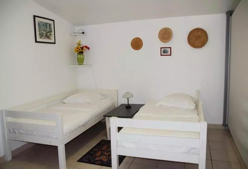 Aamiaismajoitus (B&B) La Maison Des Invites