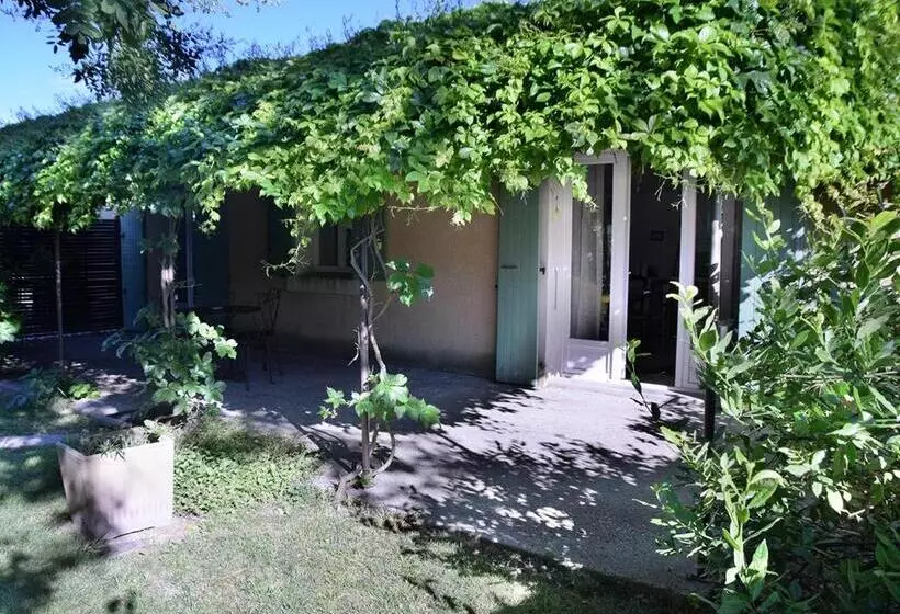 Aamiaismajoitus (B&B) La Maison Des Invites