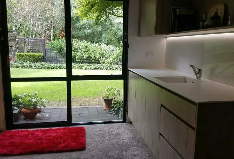 Aamiaismajoitus (B&B) Sequoia Steps