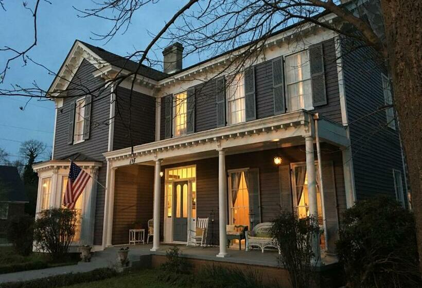 مبيت وإفطار The Wynne House Inn