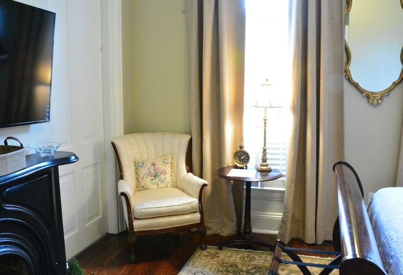 مبيت وإفطار The Wynne House Inn