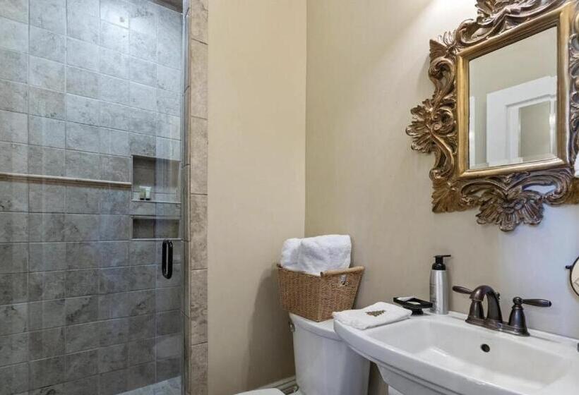 مبيت وإفطار The Wynne House Inn