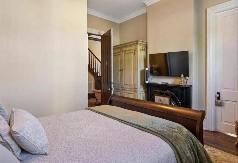 مبيت وإفطار The Wynne House Inn