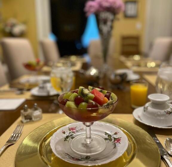 مبيت وإفطار The Wynne House Inn