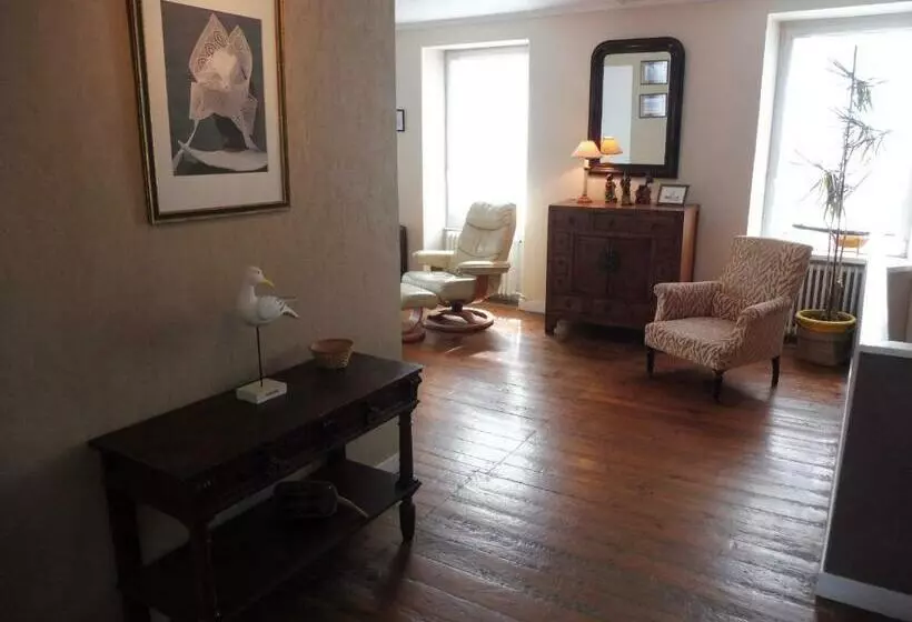 Aamiaismajoitus (B&B) Ty Lireu