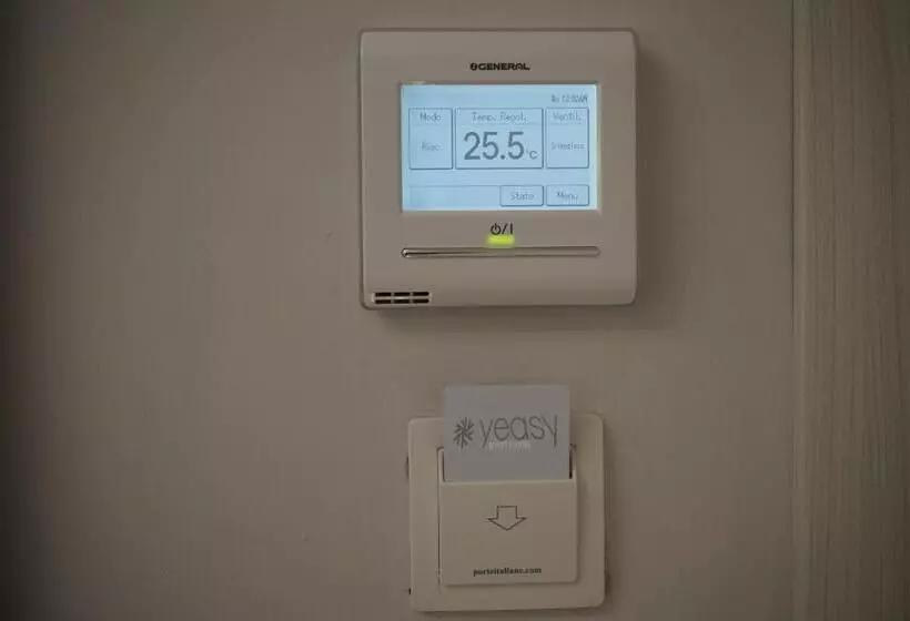 تختخواب و صبحانه Yeasy Smart Rooms Cefalù