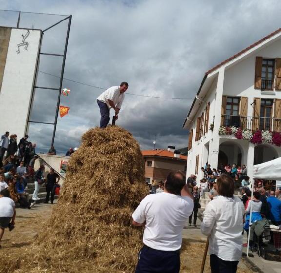 فندق Casa Rural Artola Etxea