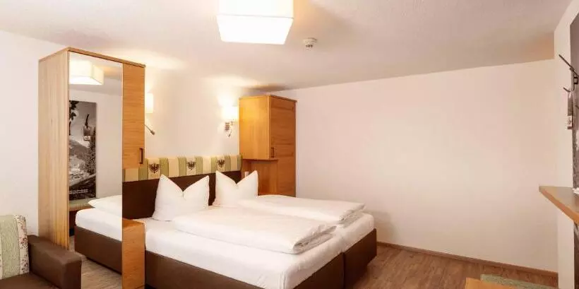 Hotelli Landgasthof Adler