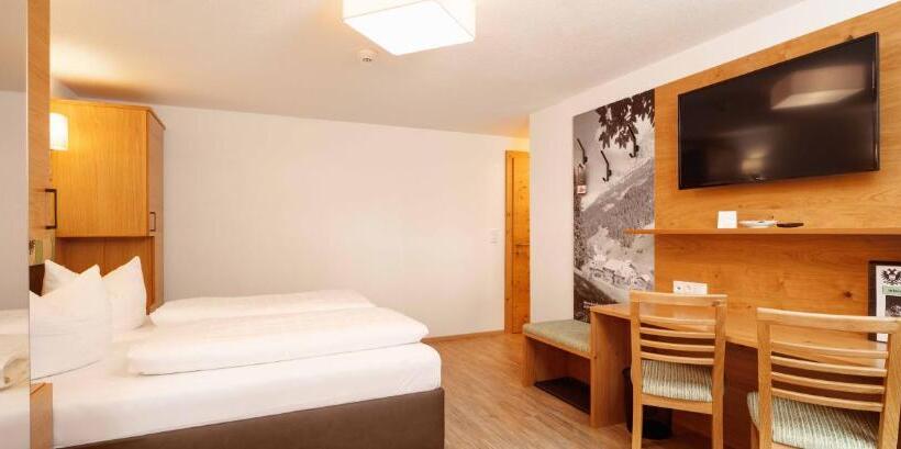 Отель Landgasthof Adler