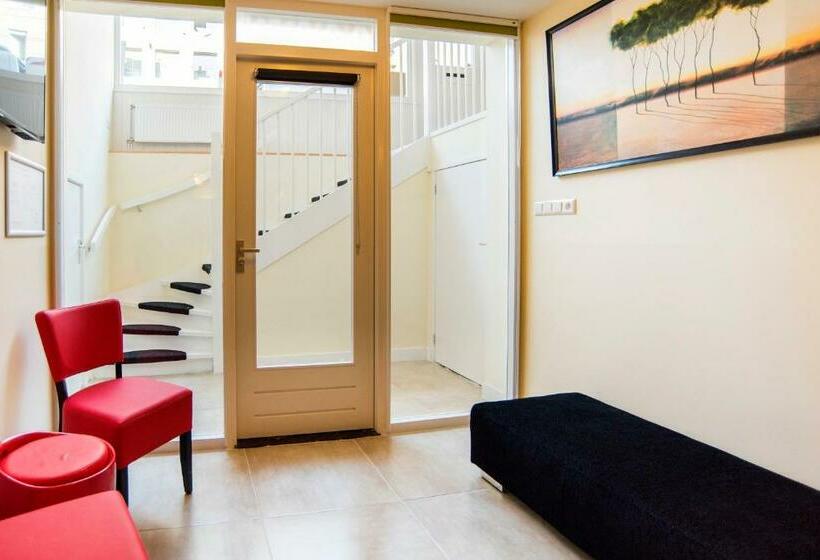 Midtown Hotel Royal Room