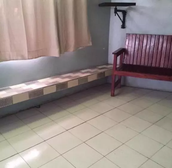 Majatalo Fleetwood Suites