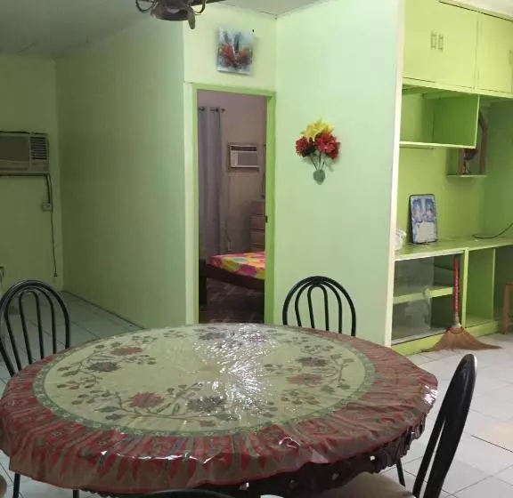 Majatalo Fleetwood Suites