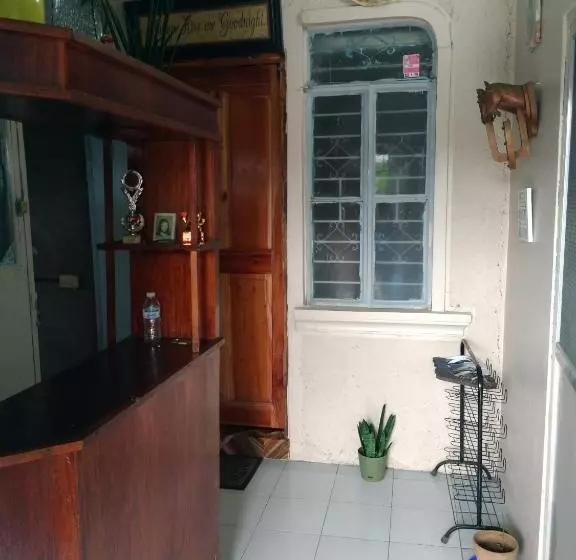 Majatalo Fleetwood Suites