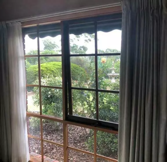 Majatalo Rose Cottage